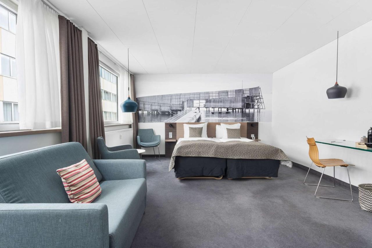 Western Airport Hotell 3*